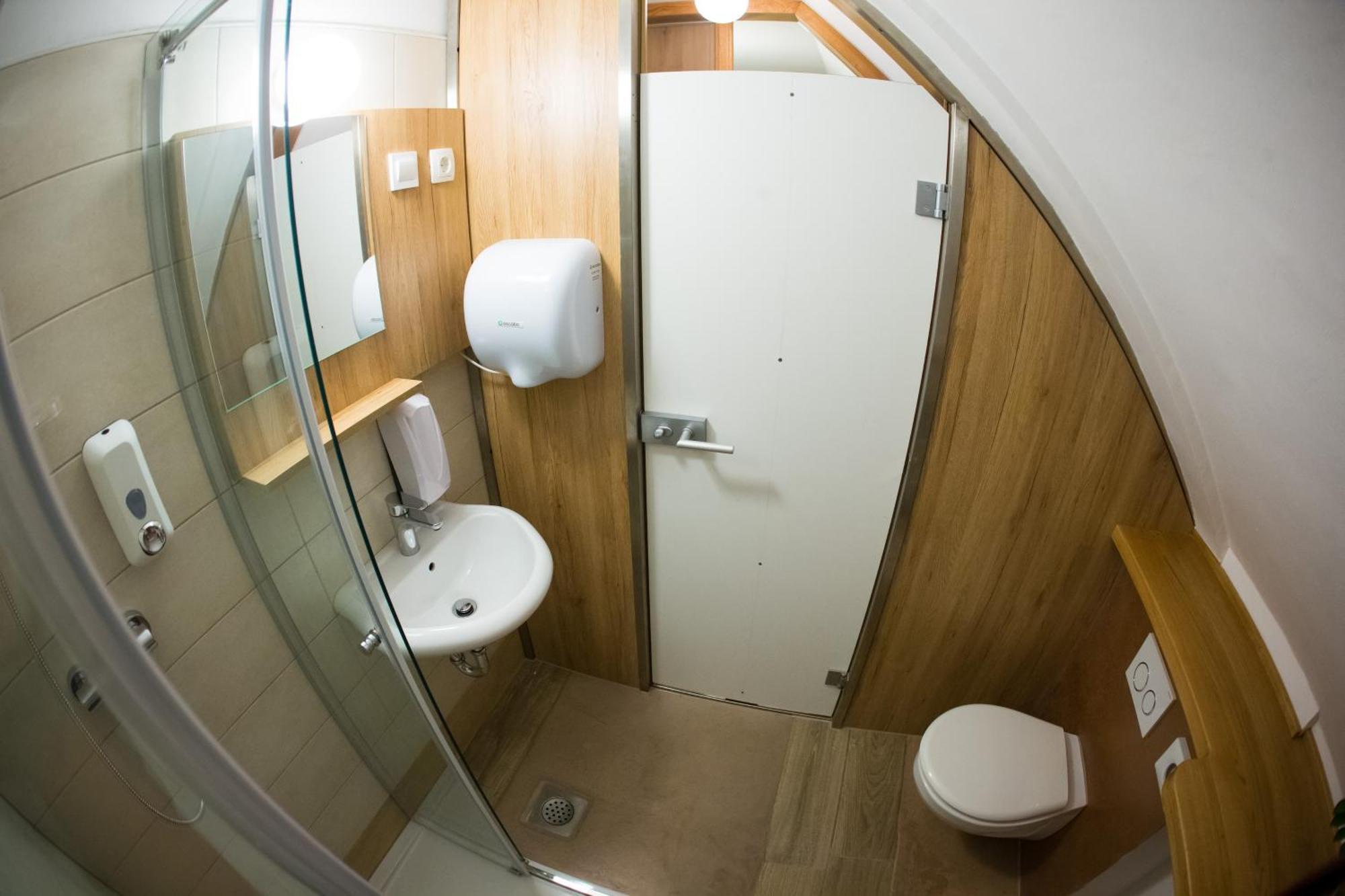 Gluten Free Bed & Breakfast Dezela Okusov Ljubljana Exterior photo