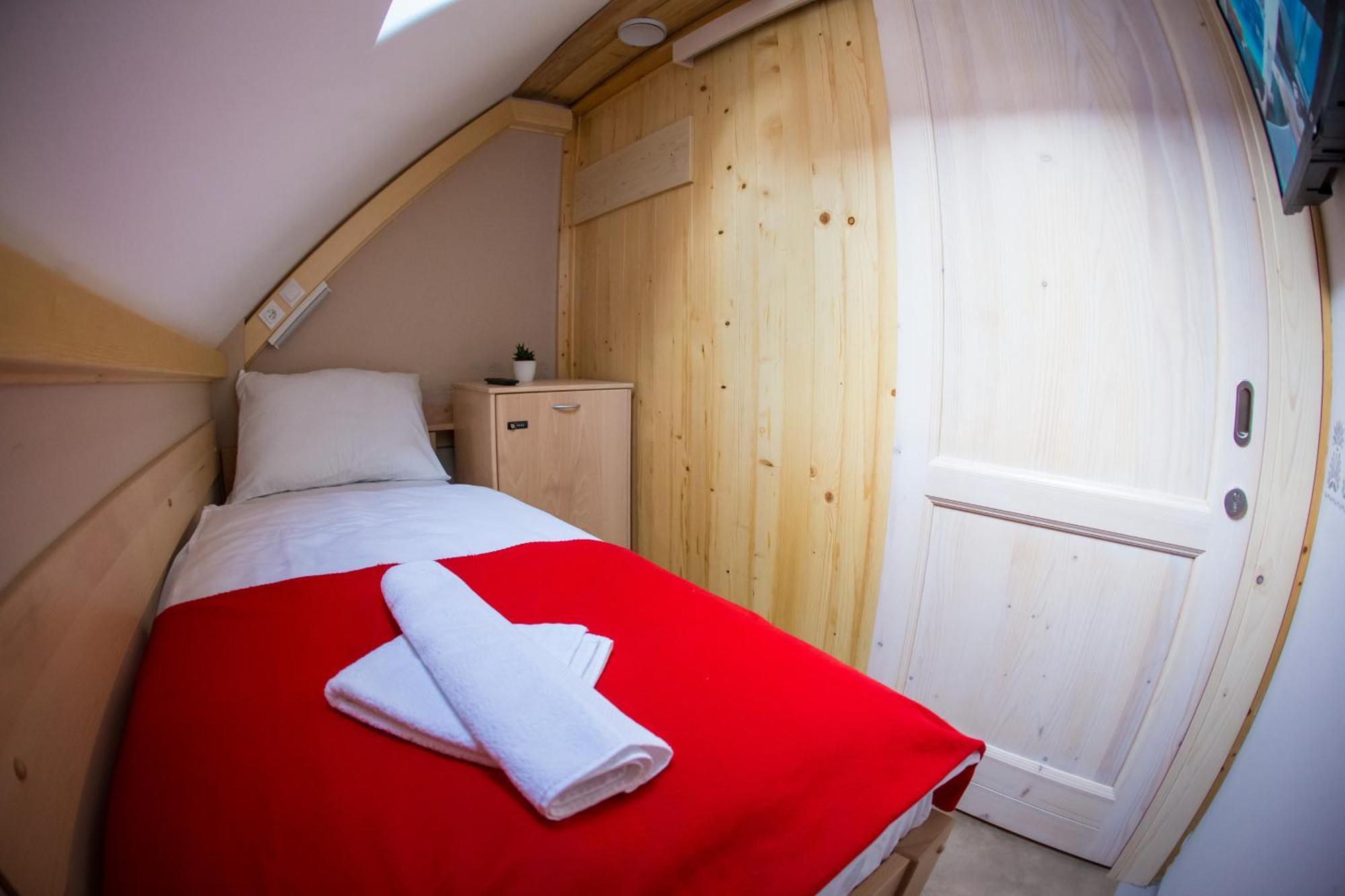Gluten Free Bed & Breakfast Dezela Okusov Ljubljana Exterior photo